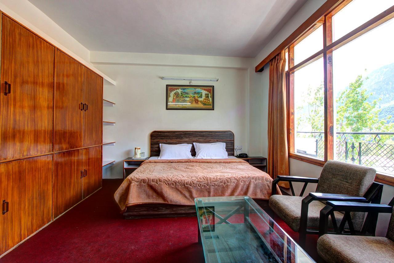 Hotel Monarch Residency Manāli Exteriör bild