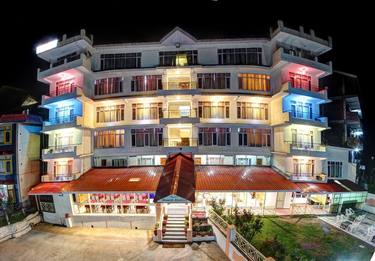 Hotel Monarch Residency Manāli Exteriör bild