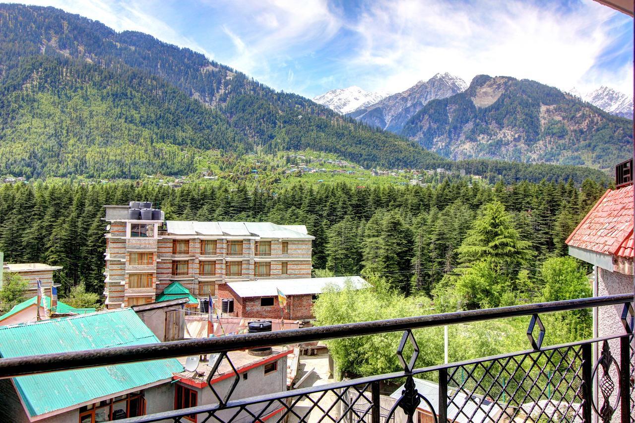 Hotel Monarch Residency Manāli Exteriör bild